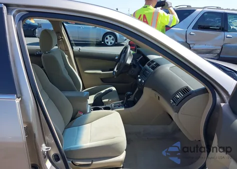 2006 Honda Accord 2.4 Lx z USA, uszkodzony, nr VIN 3HGCM56406G708411